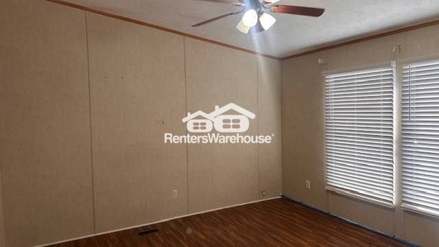 6425 Mirage St - Photo 4 of 21