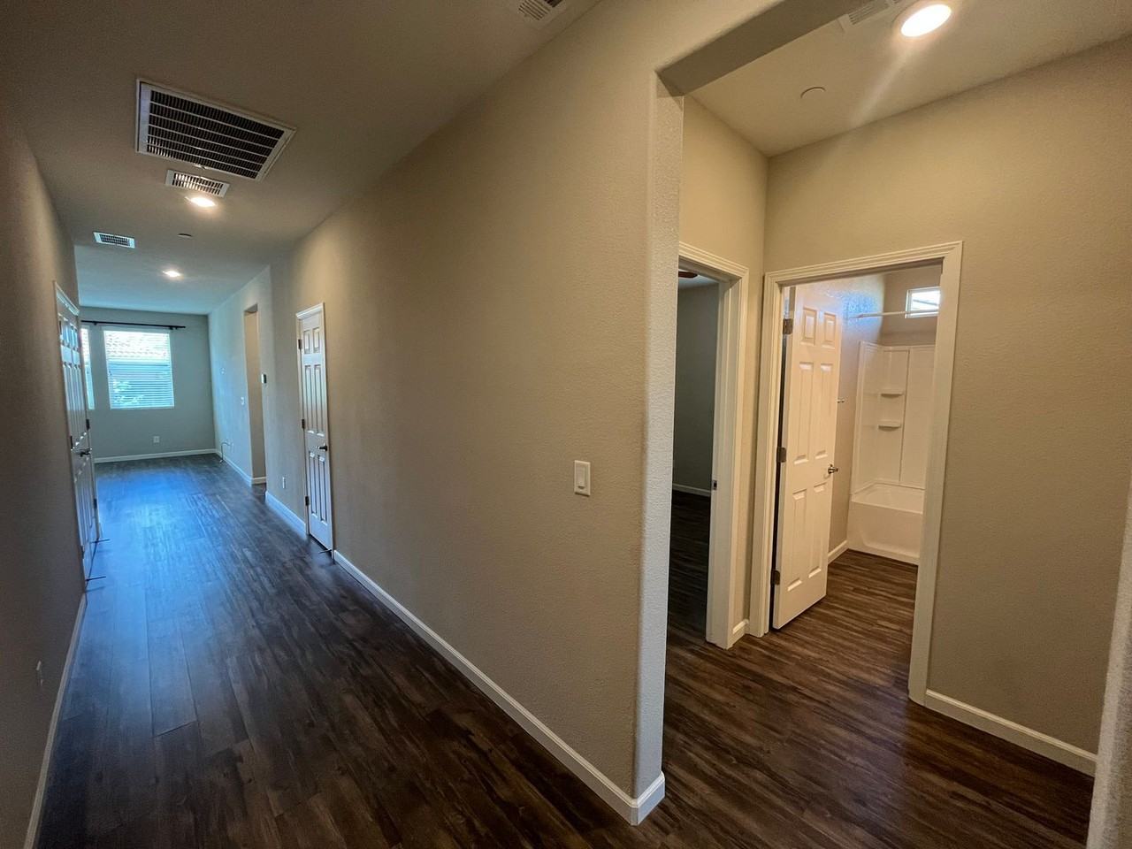 9984 Fan Shell Ln - Photo 3 of 35