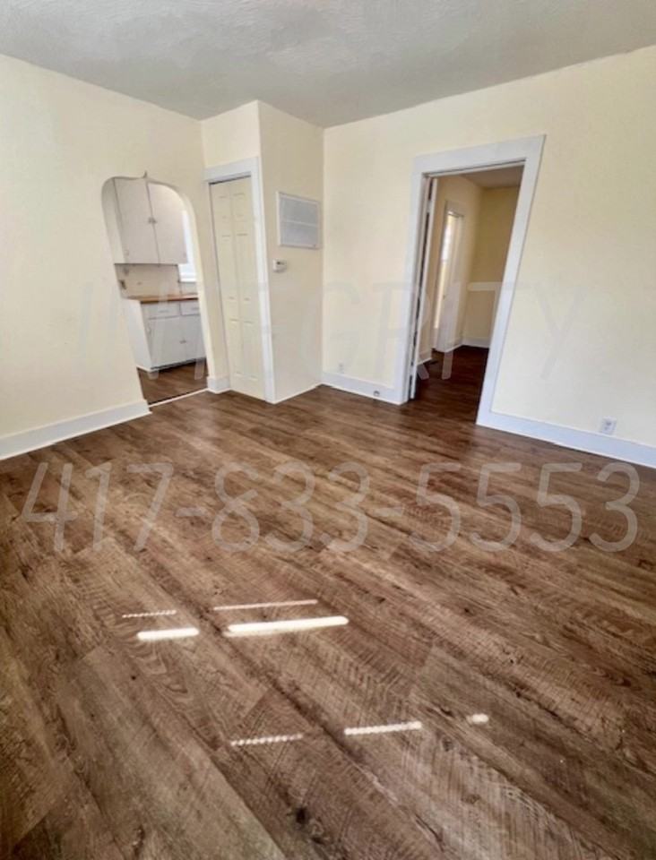 1849 North Johnston Avenue - Photo 2 of 7