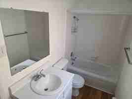 featured image of 2133 Norman Ln #4