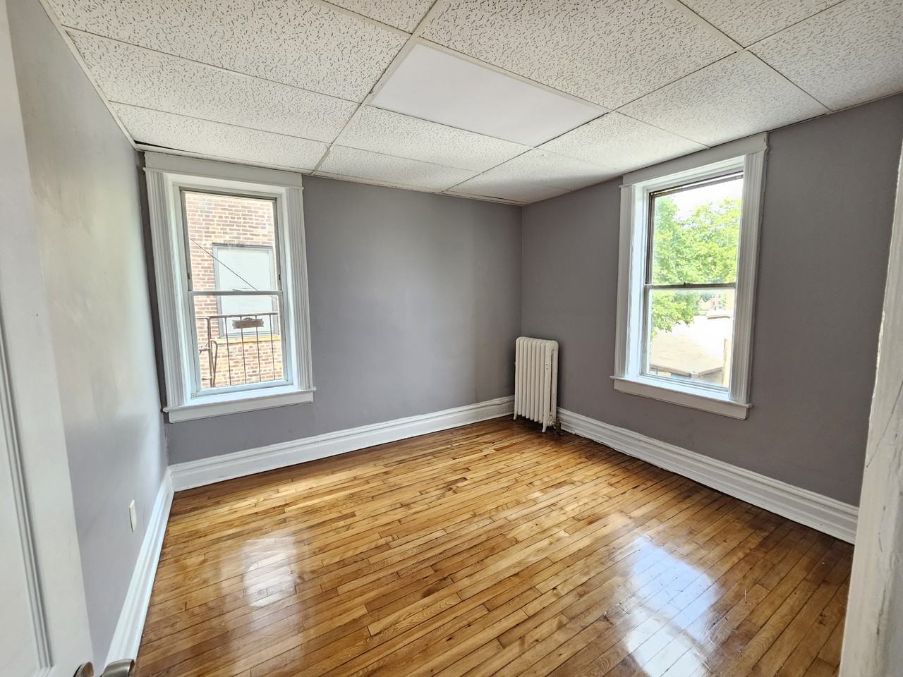 317 William St #A - Photo 3 of 5