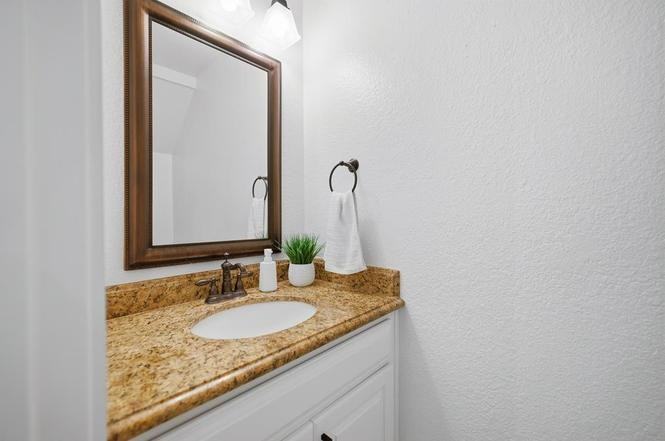 51 Sea Crest Ter - Photo 2 of 23
