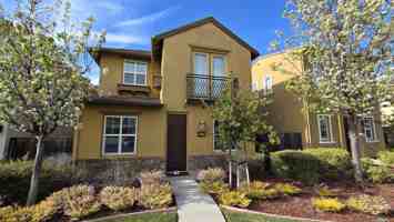 featured image of 2003 Poinsettia St #NA