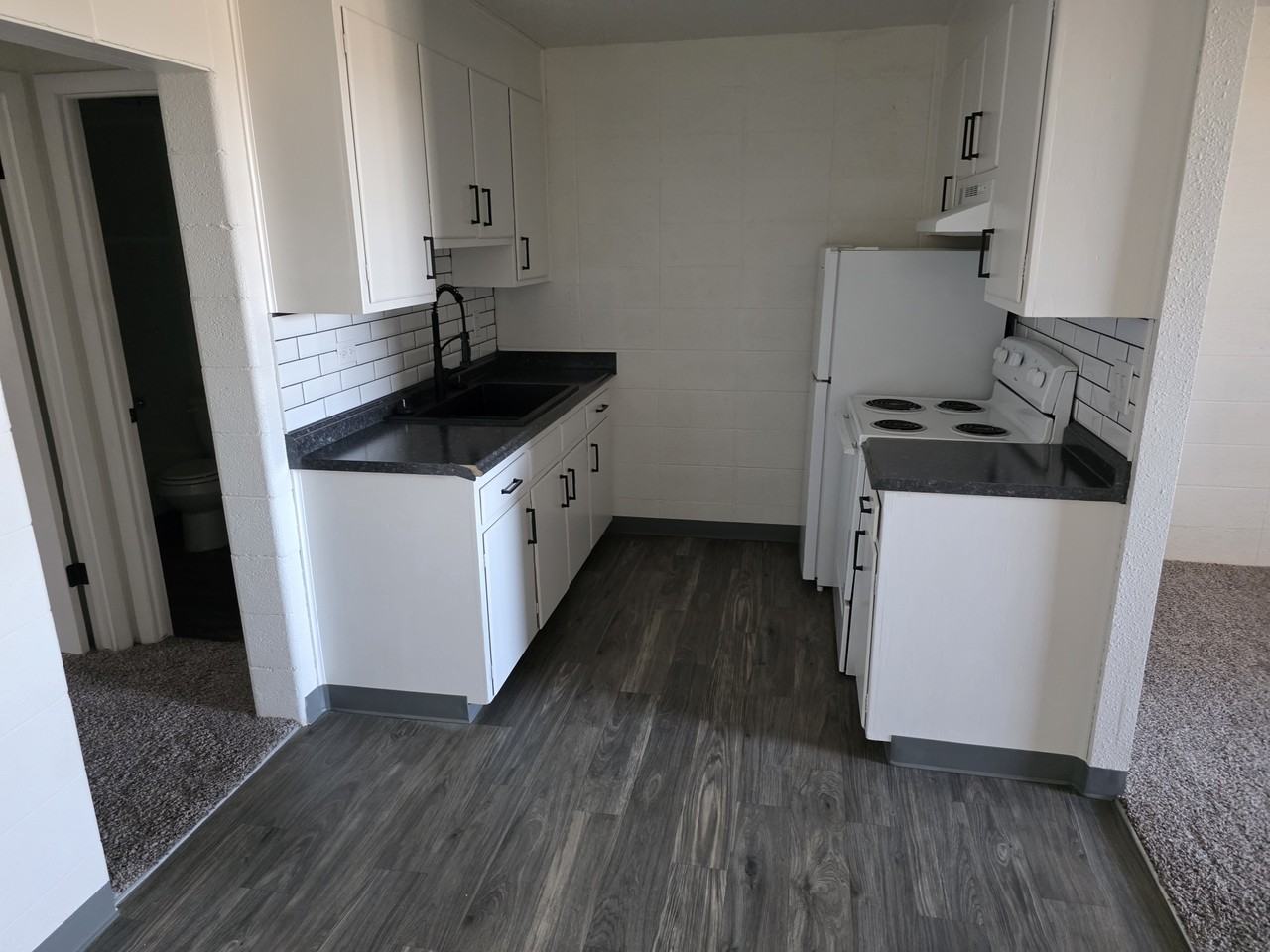 1 Cambridge Ave #5A - Photo 4 of 8