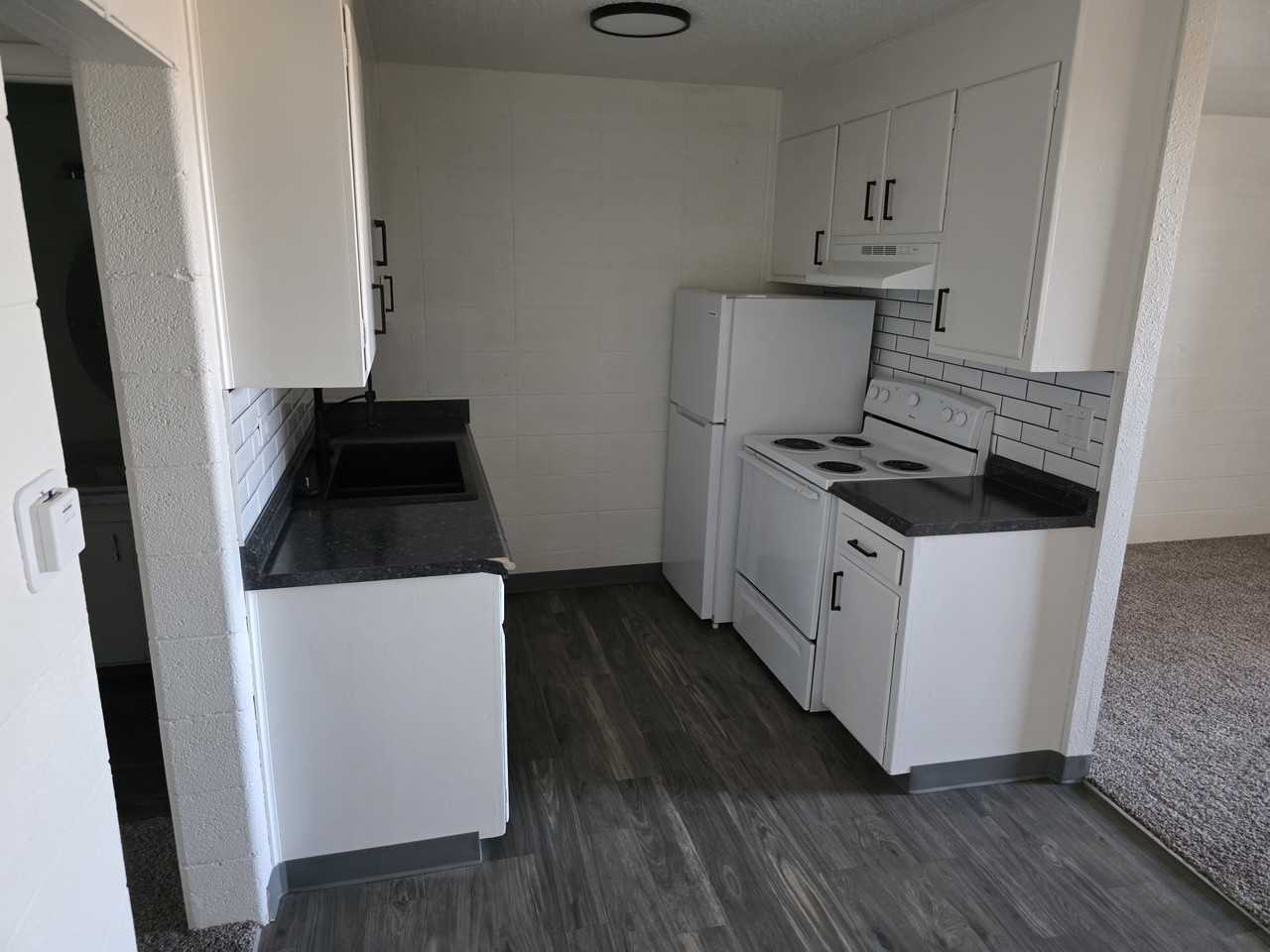 1 Cambridge Ave #5A - Photo 7 of 8