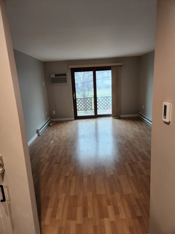 19 Maple St #17 - Photo 6 of 9