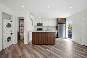 featured image of 6307 Elgin St #1