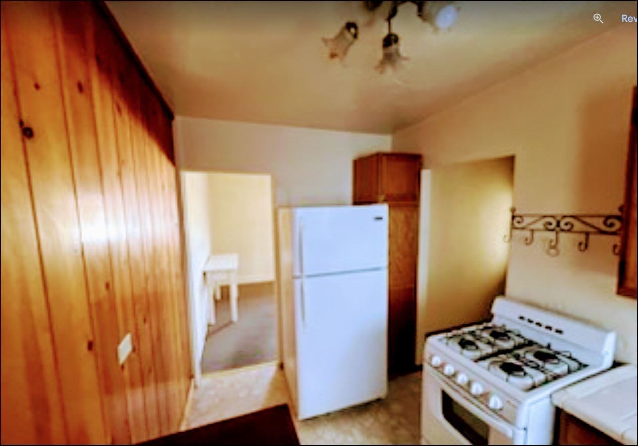 320 Barranca Ave #B - Photo 4 of 11