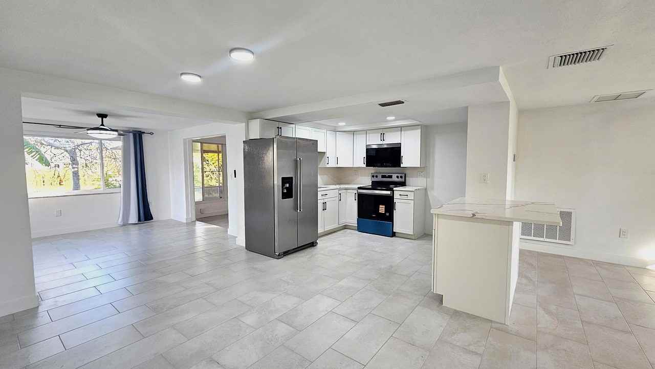 3633 Rock Royal Dr #NA - Photo 6 of 17