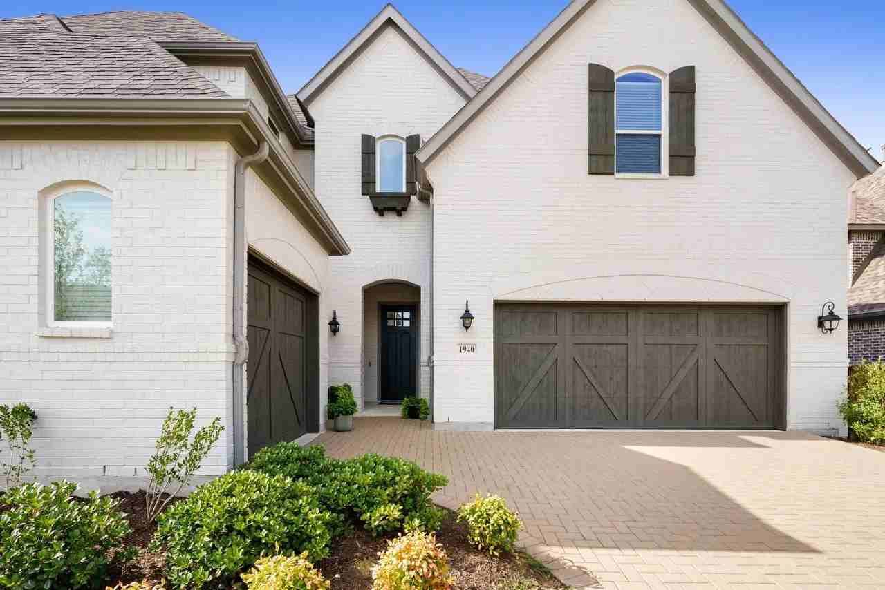 1940 Thorncliffe Ln #NA - Photo 6 of 13