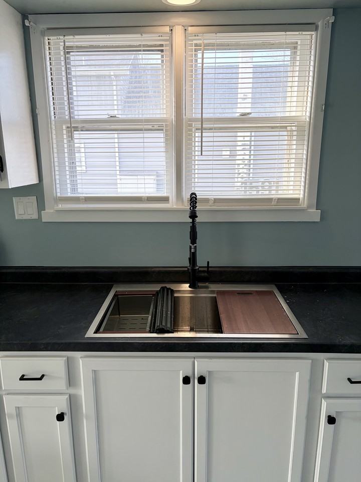 1591 Austin Ave #NA - Photo 2 of 19