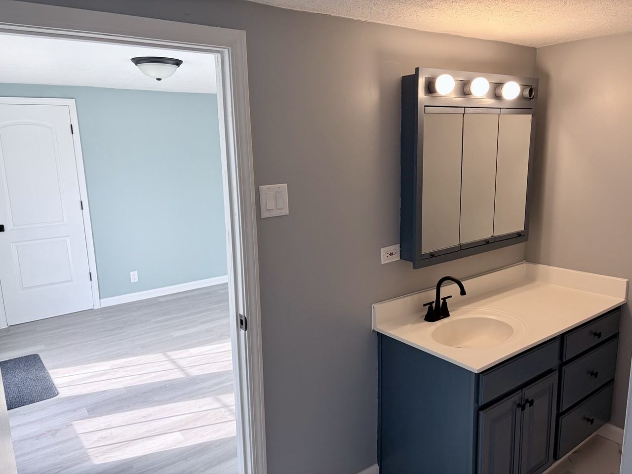 1591 Austin Ave #NA - Photo 5 of 19