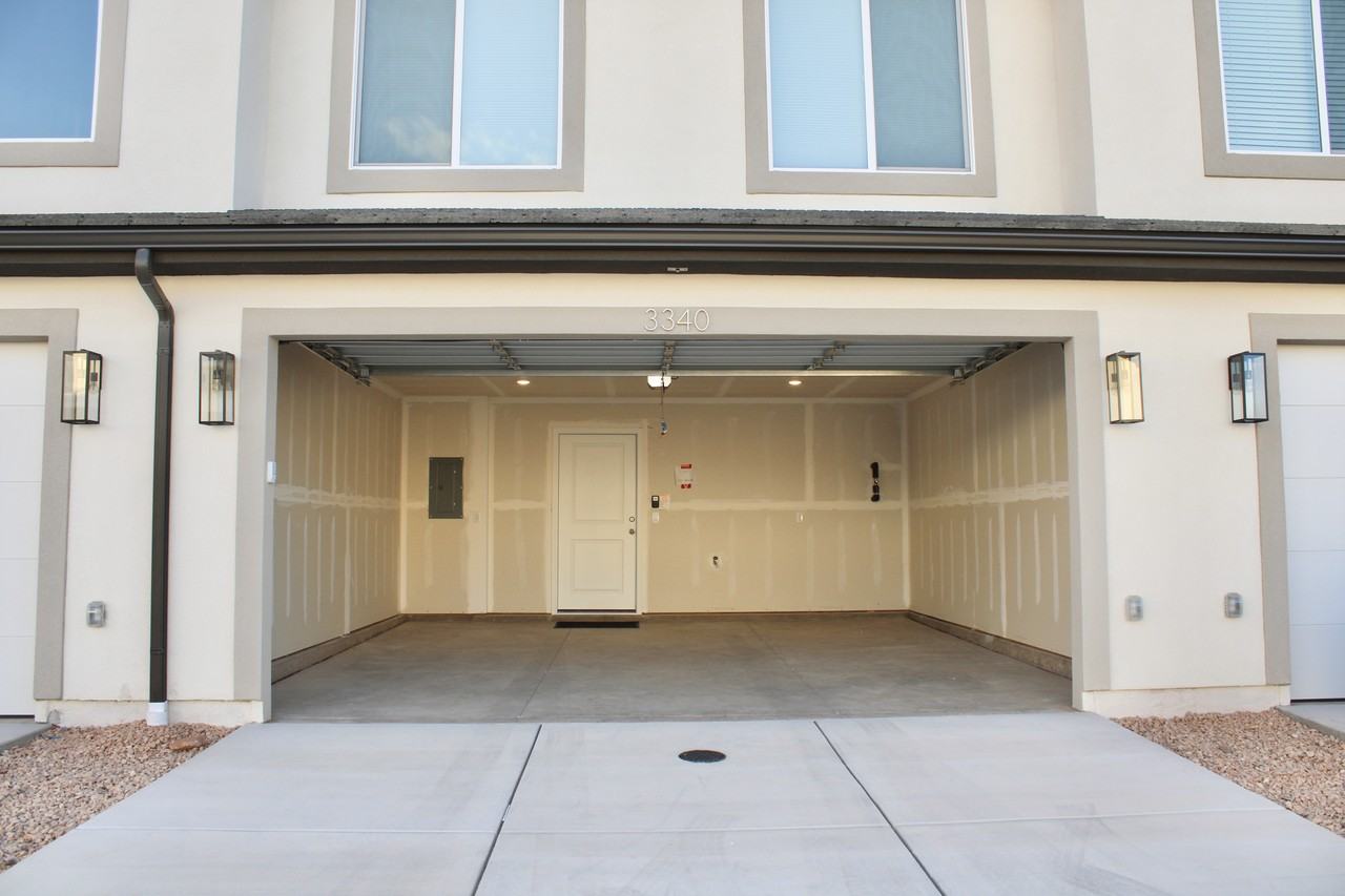 3340 E Dance Hall Ln #3340 - Photo 3 of 35