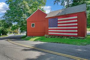 featured image of 3 Hubbard Rd