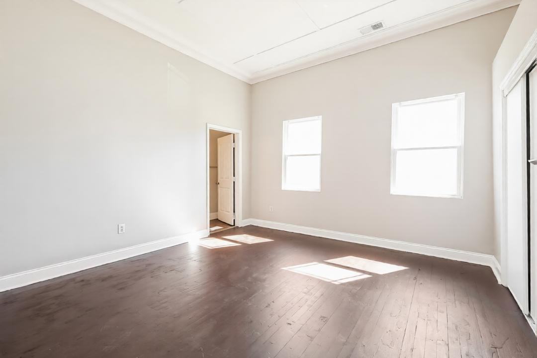 139 Wellington St #NA - Photo 3 of 6