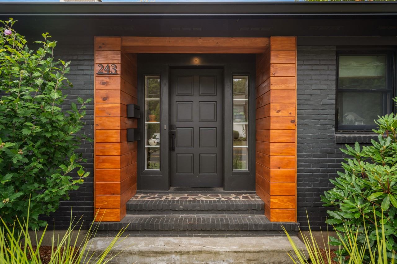 243 High St #A - Photo 2 of 22