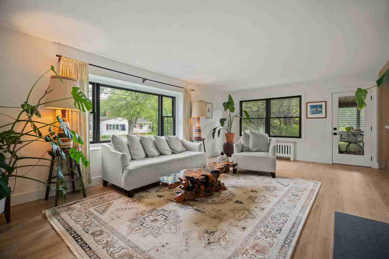 243 High St #A - Photo 4 of 22