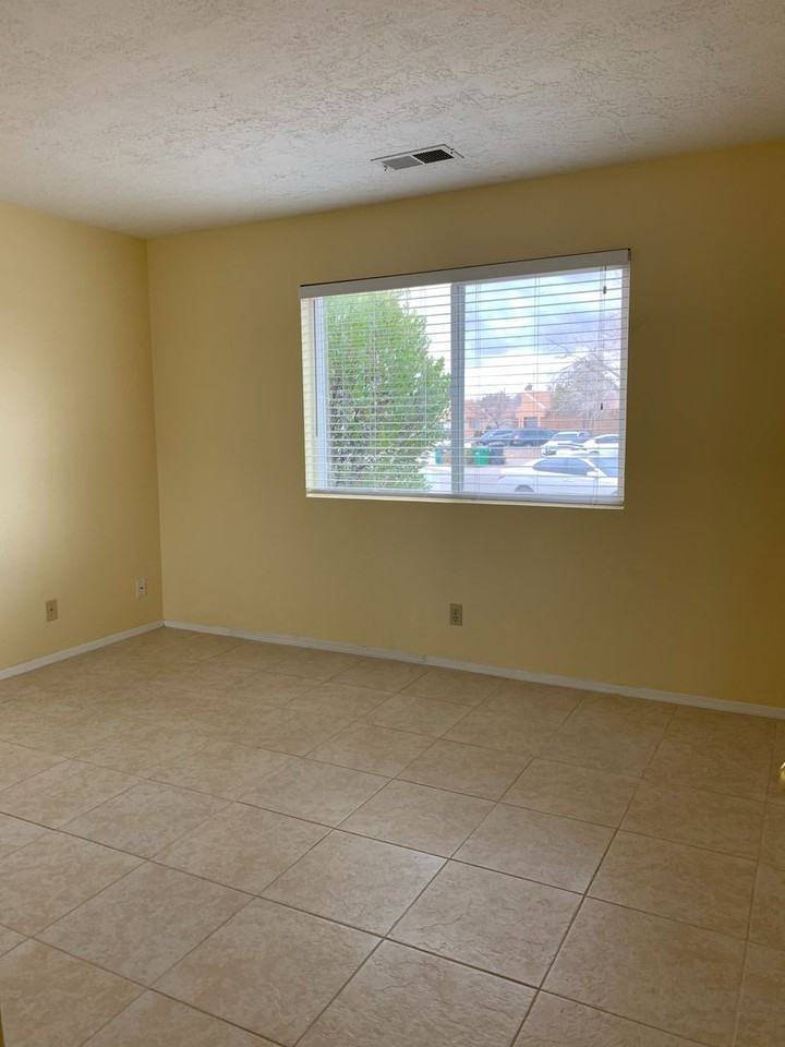 329 Wagon Train Dr Se - Photo 3 of 12