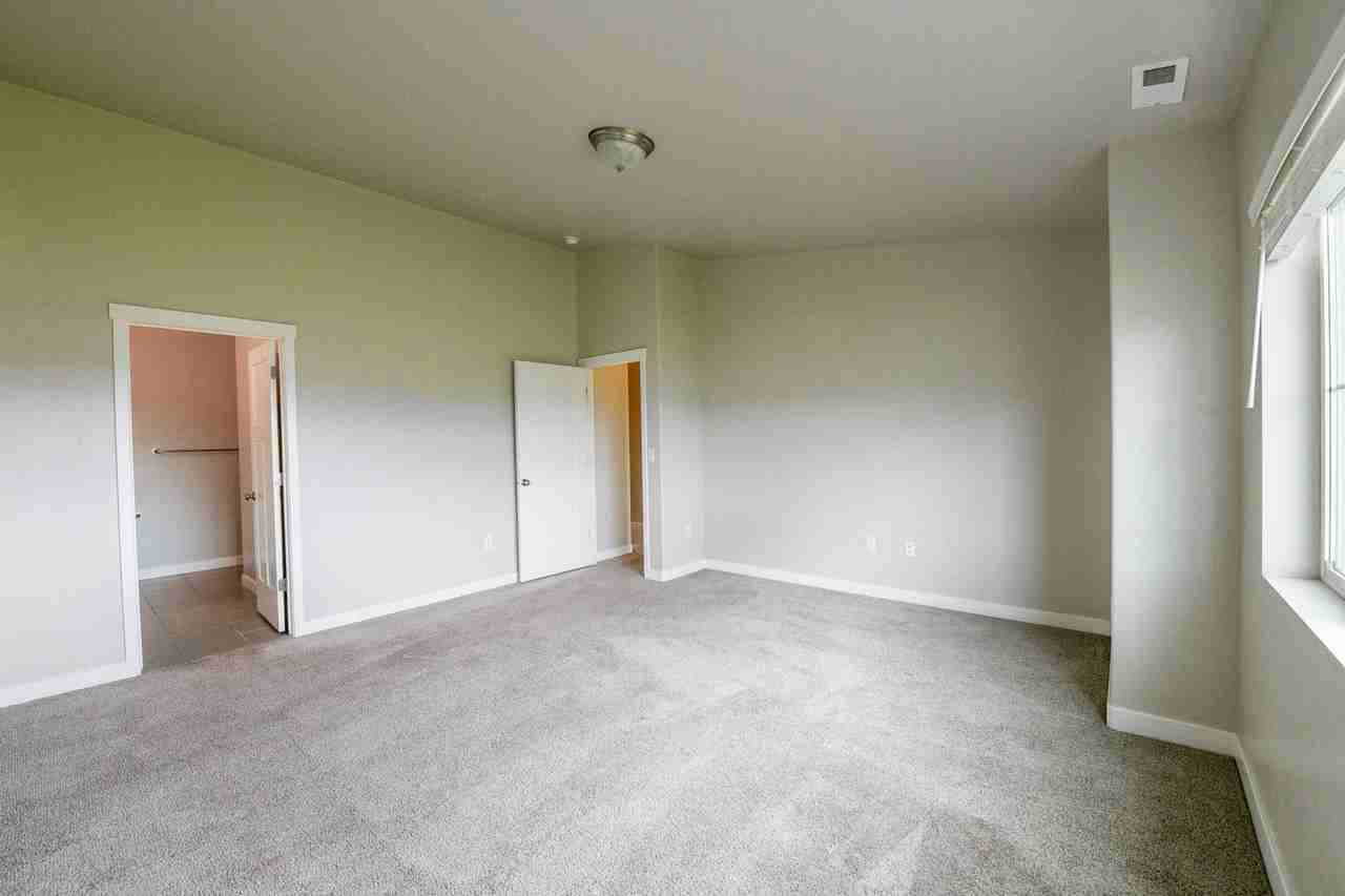 1106 W Emerald Pools Ln - Photo 7 of 24