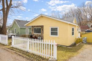 featured image of 784 Porteous Dr