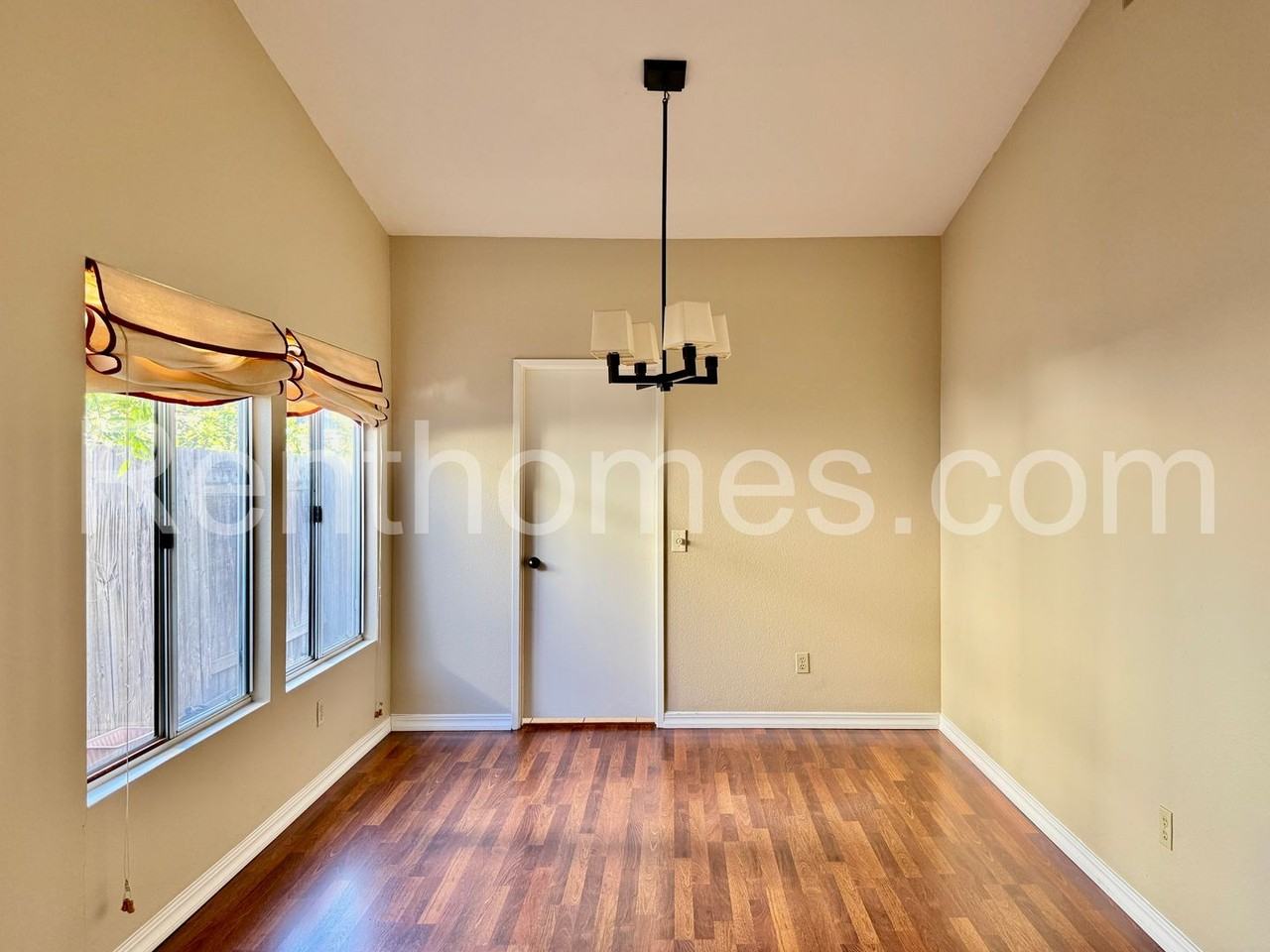 8894 Donaker St - Photo 5 of 21