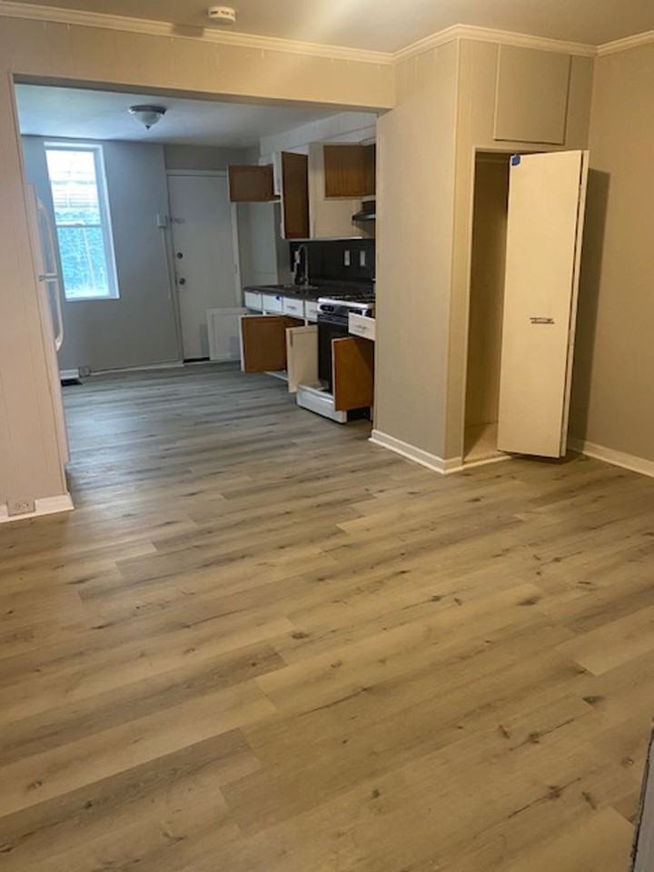 2709 Presbury St - Photo 5 of 13