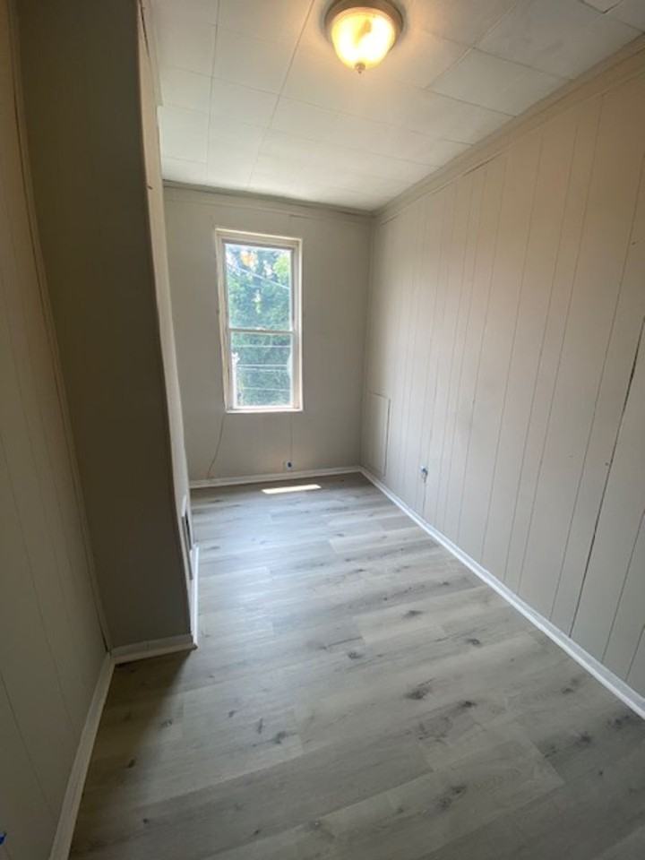 2709 Presbury St - Photo 7 of 13