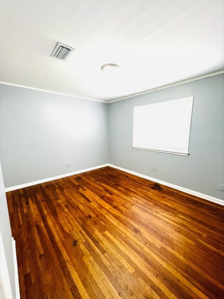 509 Alabama Ave - Photo 5 of 8