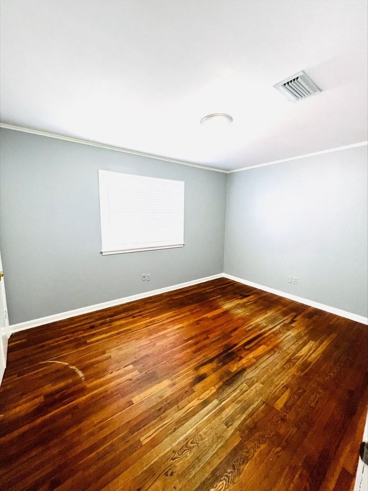 509 Alabama Ave - Photo 7 of 8