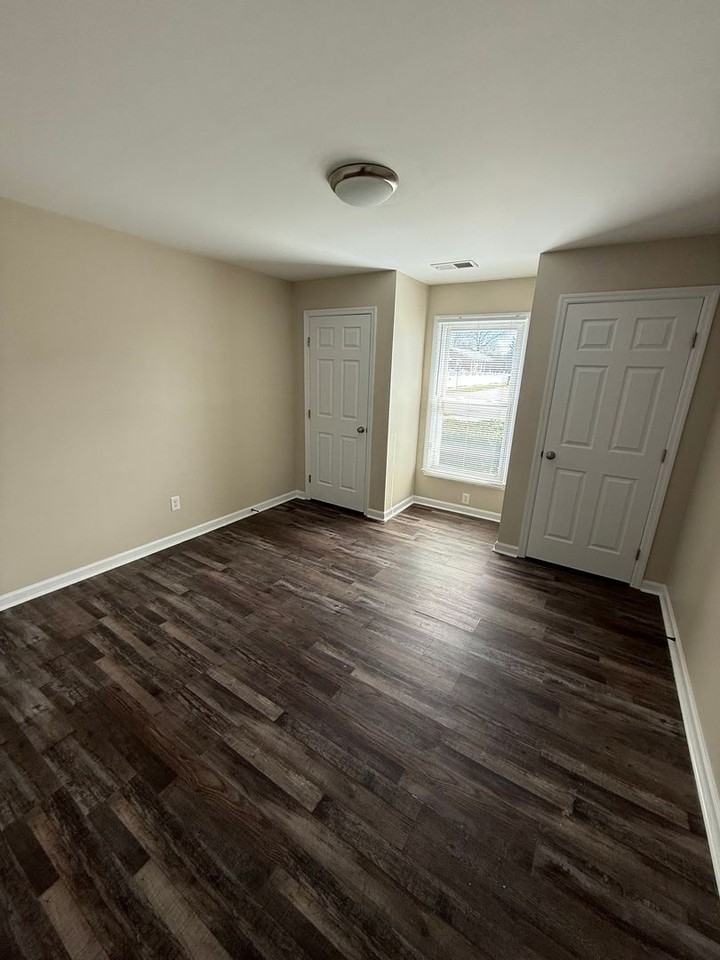 108 E Edgewood Dr - Photo 7 of 9