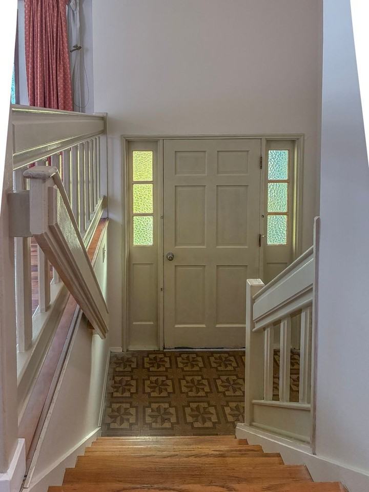 7725 Sw Wilson Ave - Photo 3 of 39