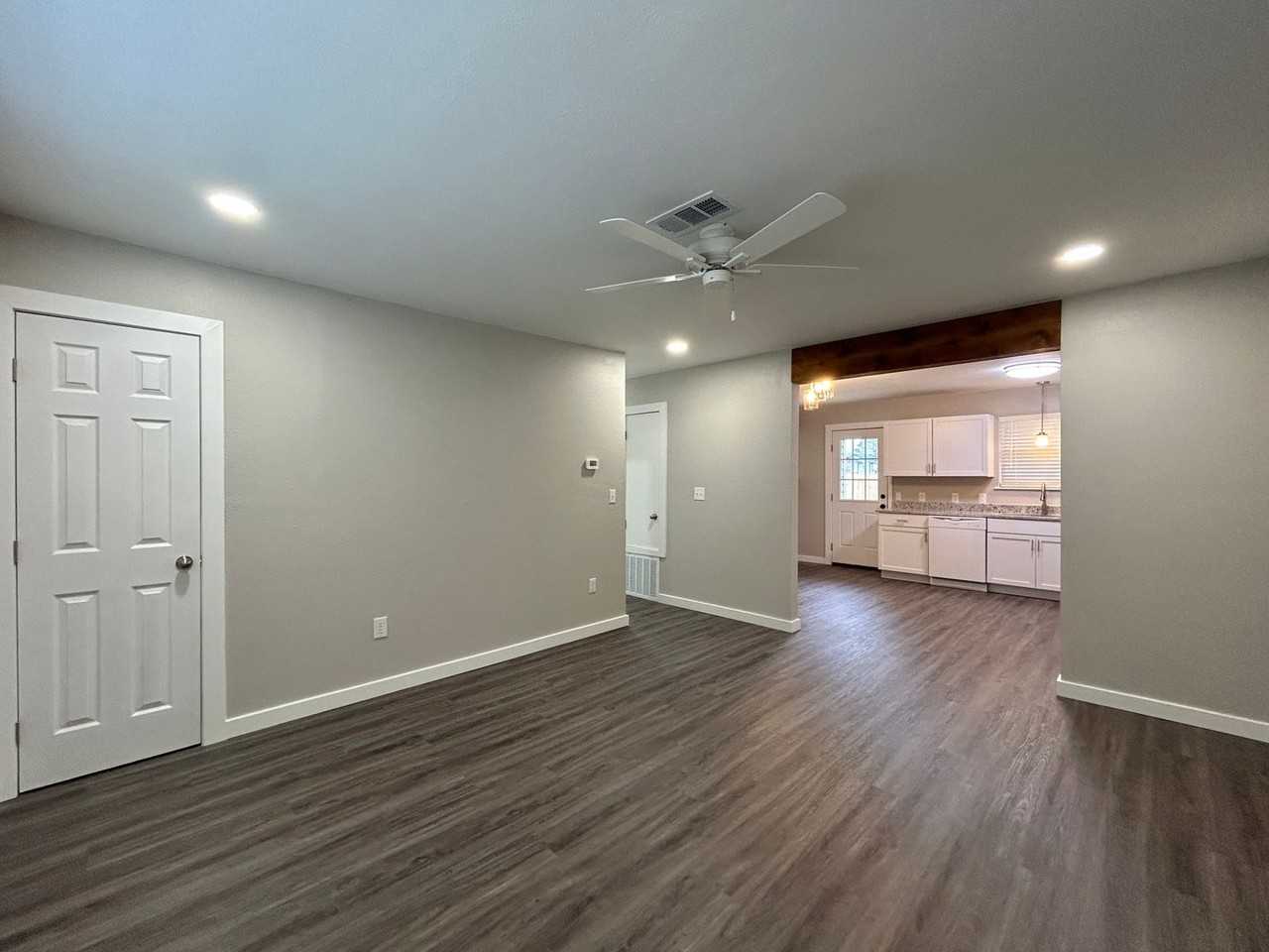 630 N 6th St - Photo 7 of 16