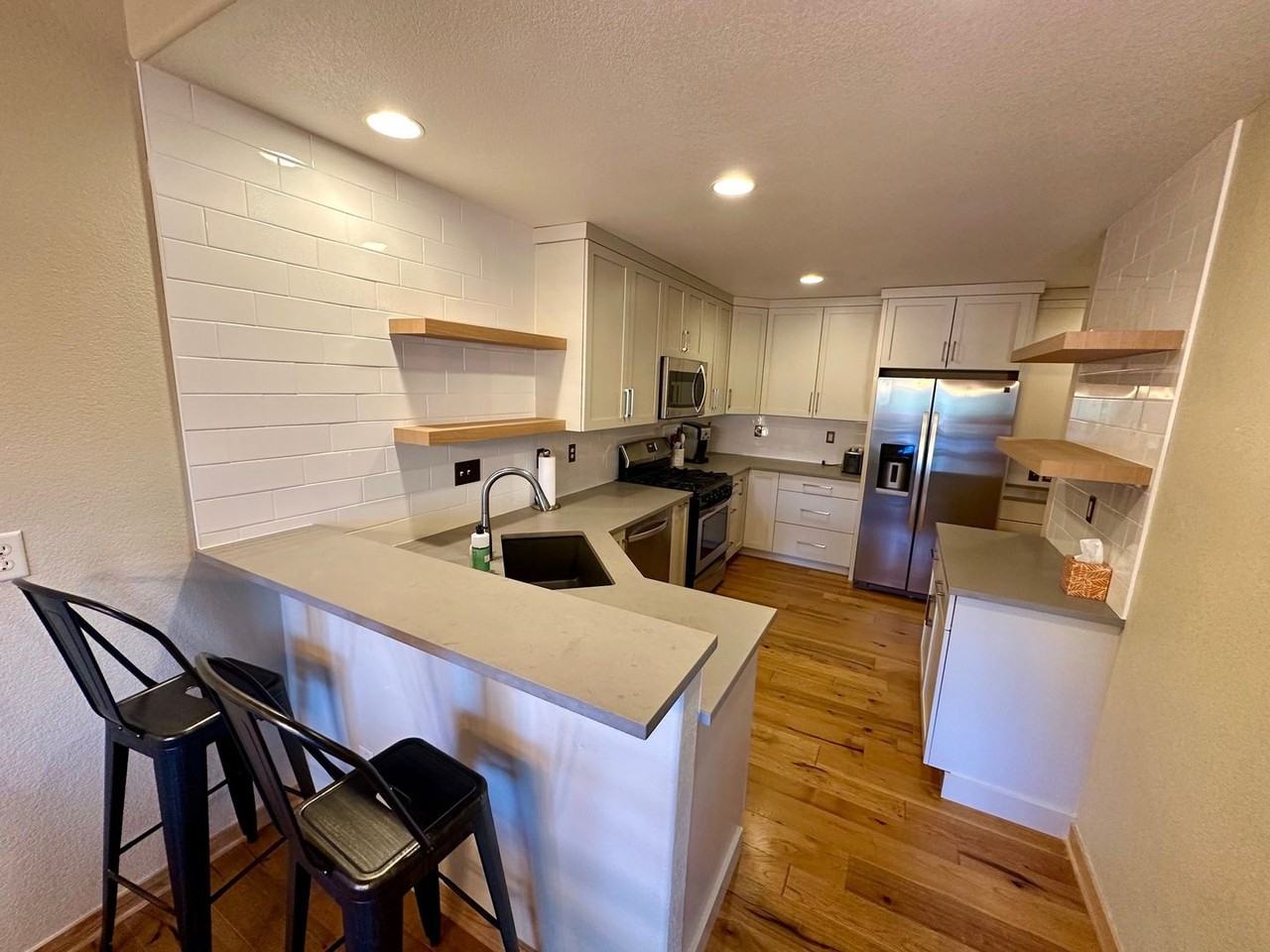 831 Mill Run Ct - Photo 4 of 21