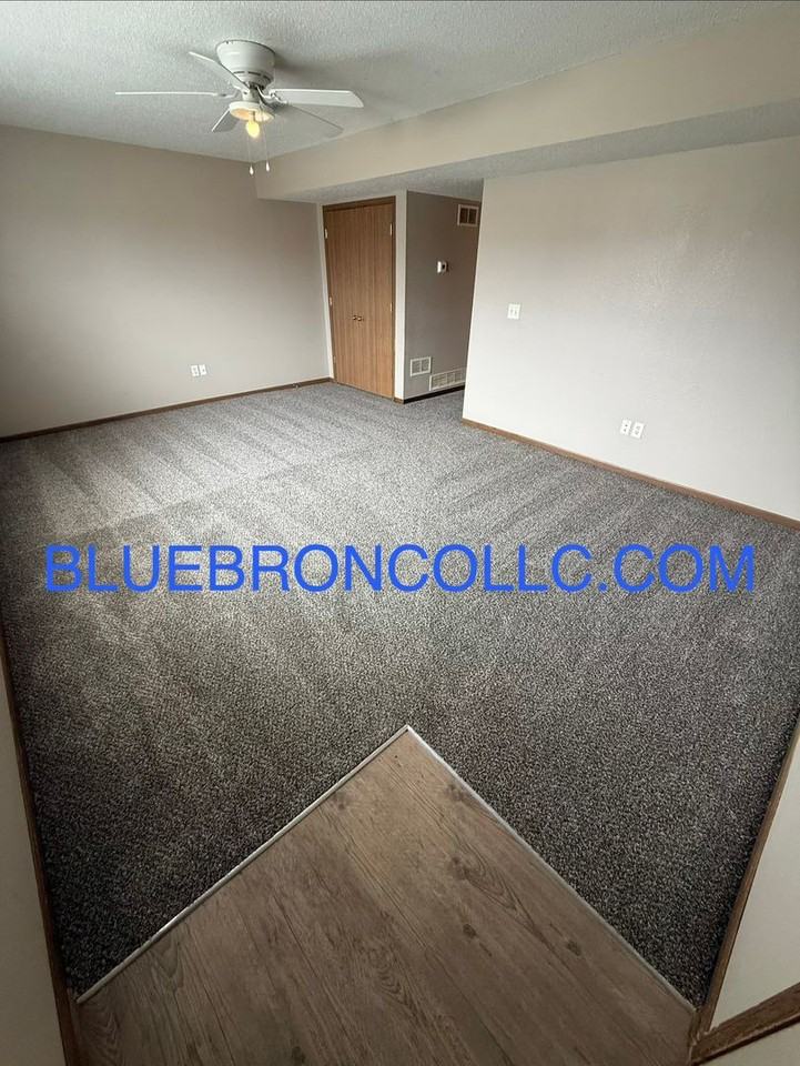 619 Willow Ln - Photo 2 of 11