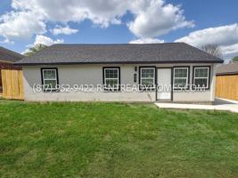 featured image of 607 Lake View Dr