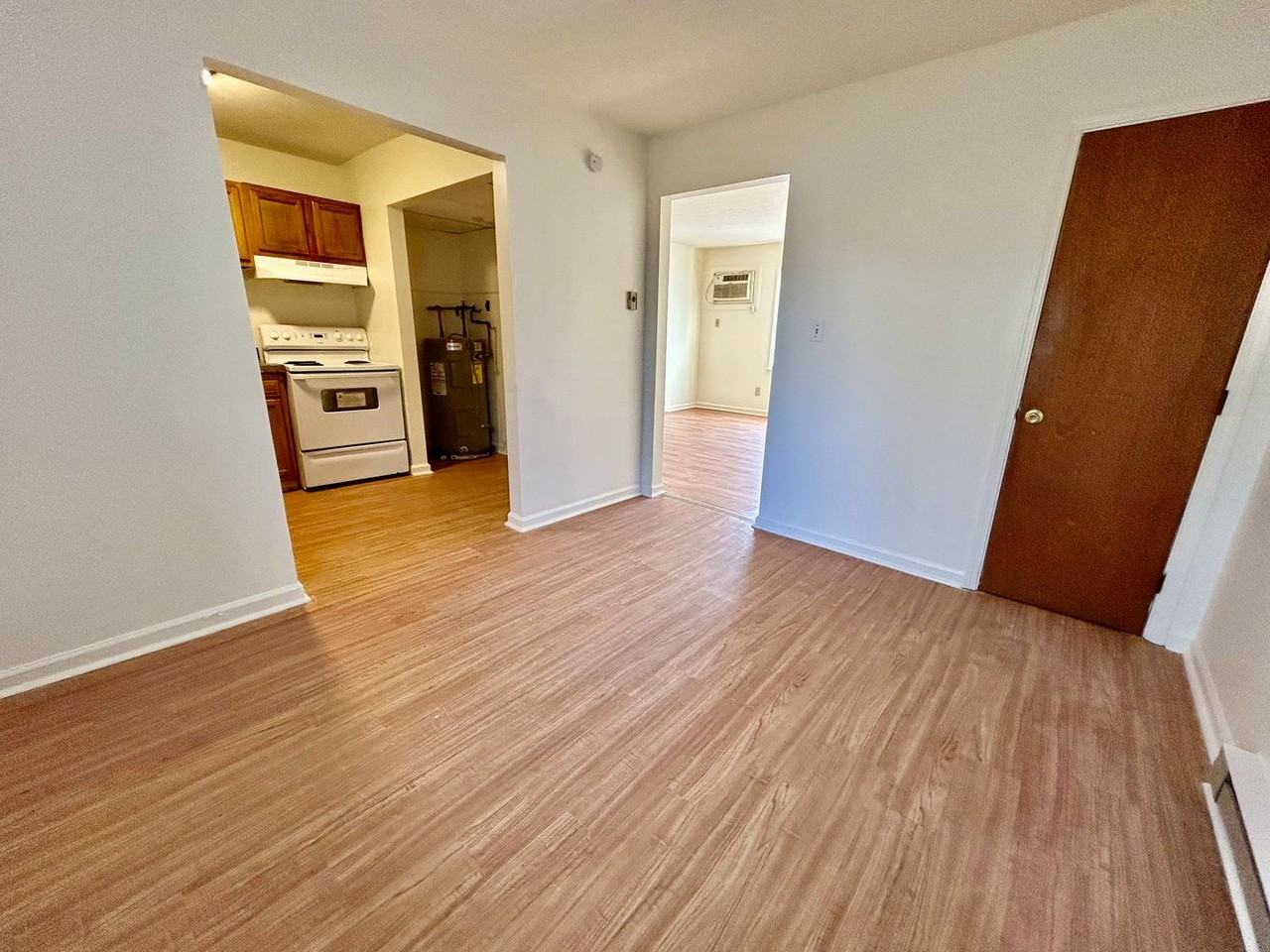 190 Macey Ave #7 - Photo 5 of 14