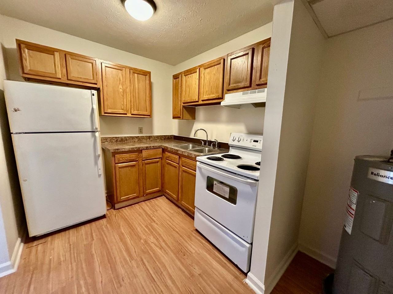 190 Macey Ave #7 - Photo 7 of 14