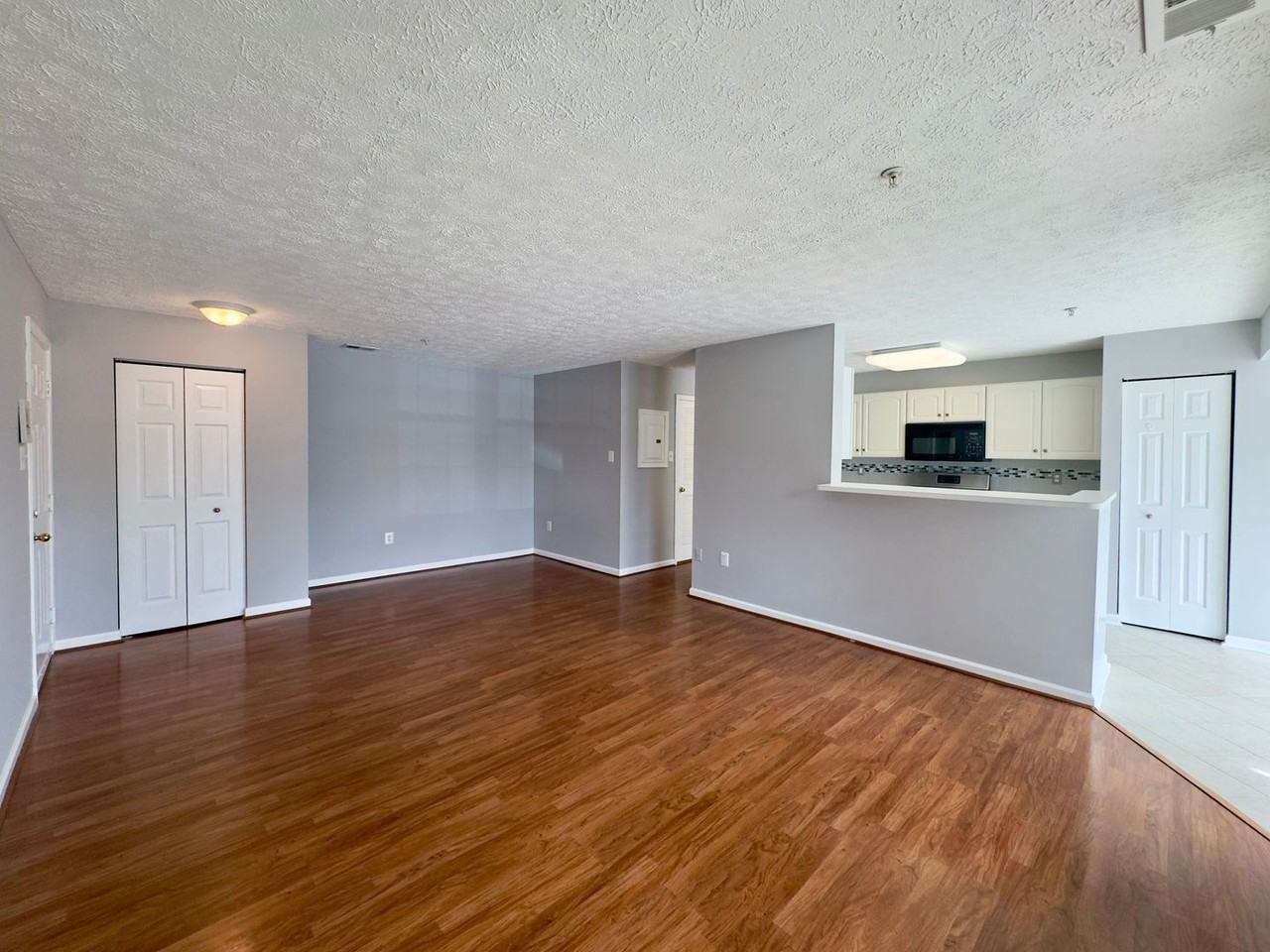 8318 Poplar Mill Rd - Photo 4 of 17