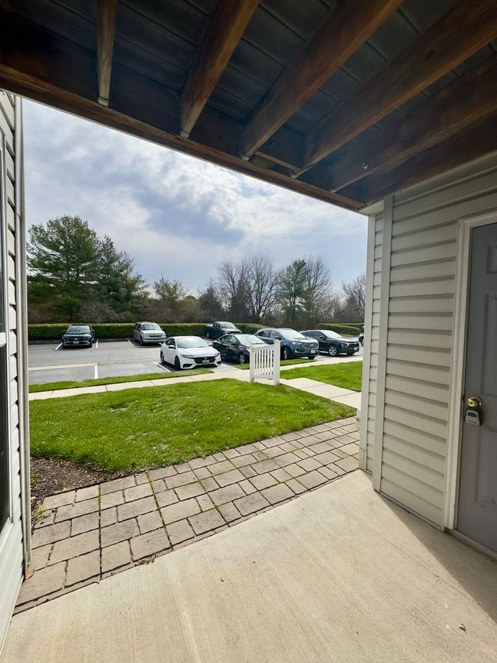 8318 Poplar Mill Rd - Photo 6 of 17