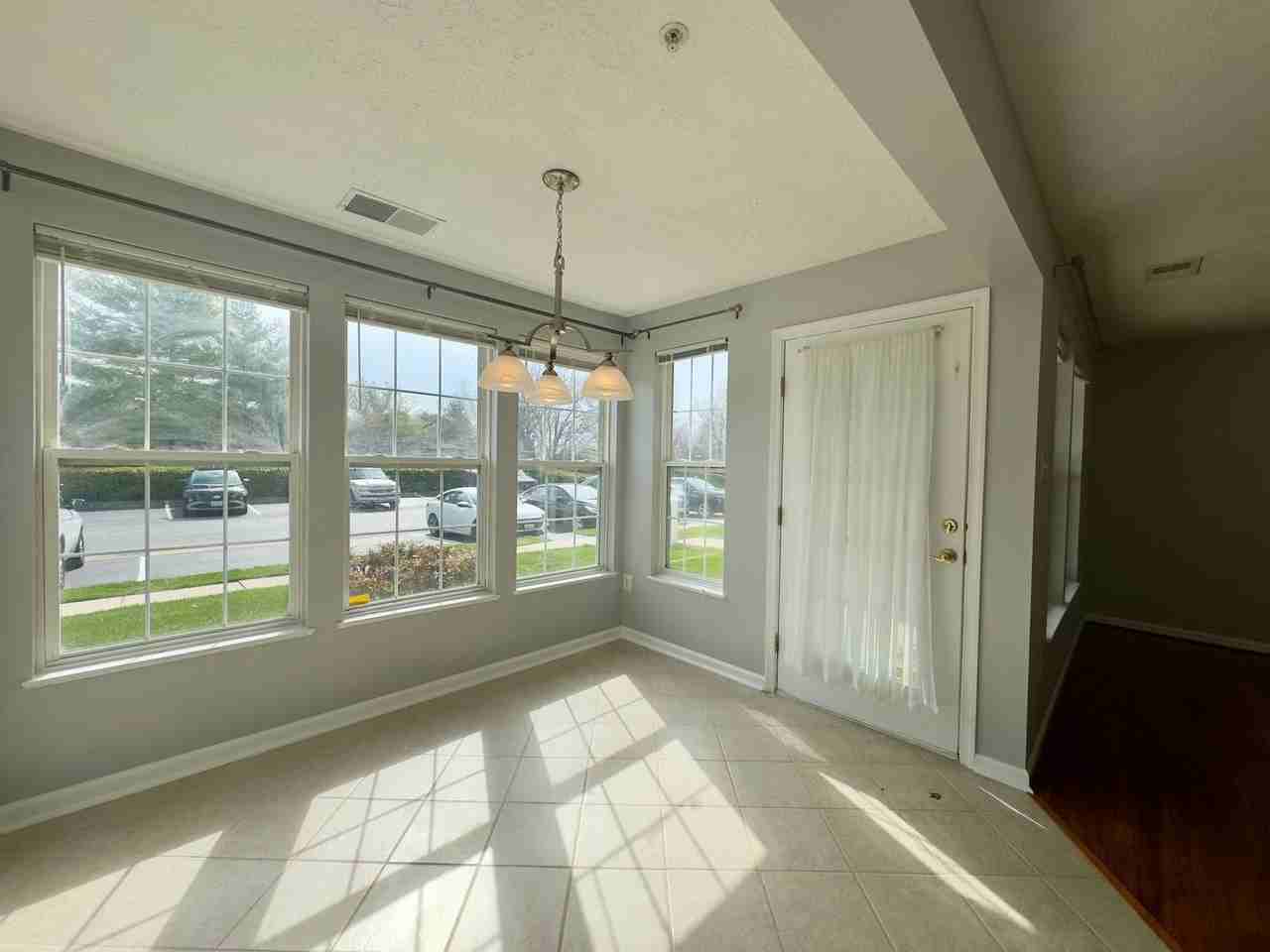 8318 Poplar Mill Rd - Photo 7 of 17