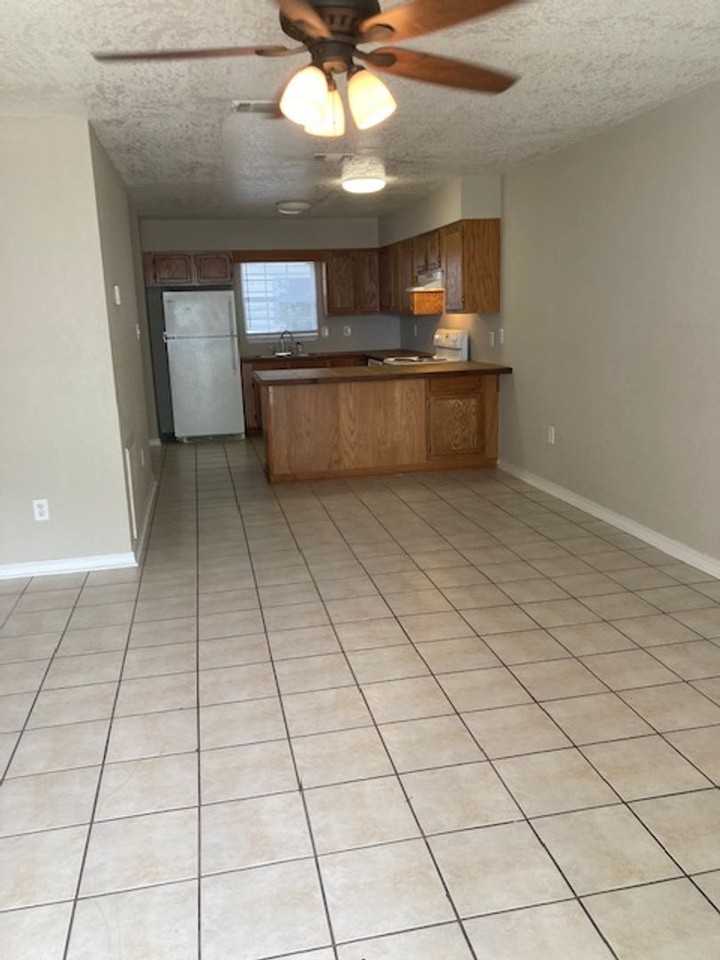 1496 Beach Blvd - Photo 3 of 19