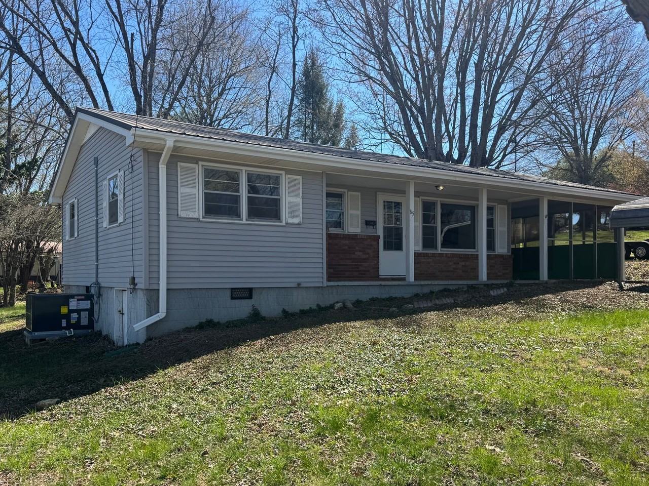 85 Ridgeview Dr - Photo 2 of 8