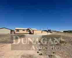 featured image of 1304 W Walterscheid Dr