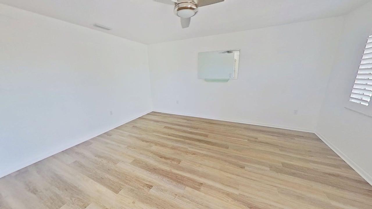 8396 111th St #301 - Photo 4 of 19