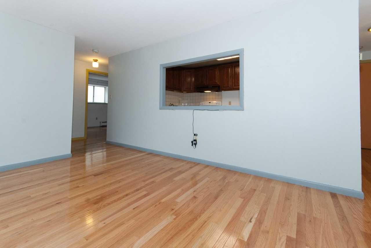 121 Tremont St - Photo 3 of 9