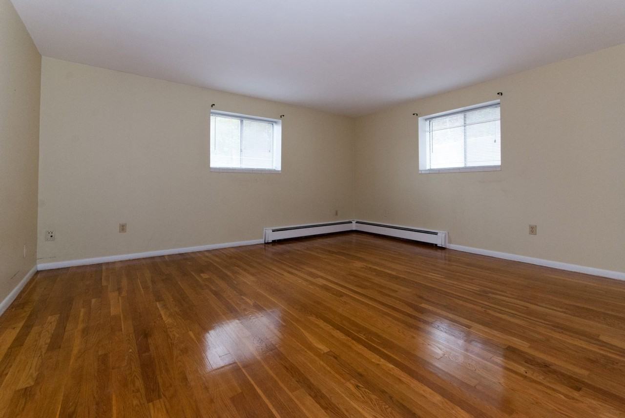 121 Tremont St - Photo 6 of 9