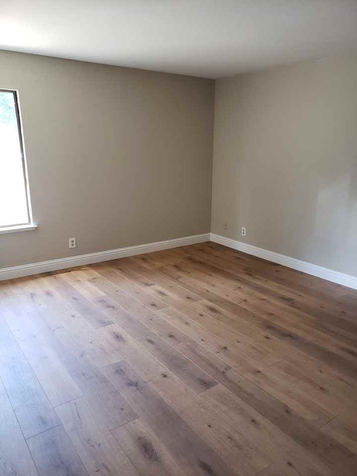 1395 Nord Ave - Photo 6 of 12