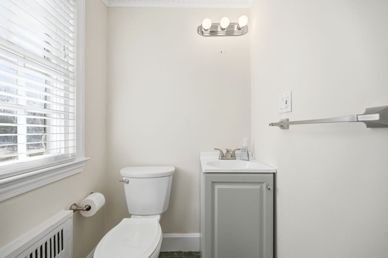 34 W Lawn Rd #NA - Photo 6 of 30