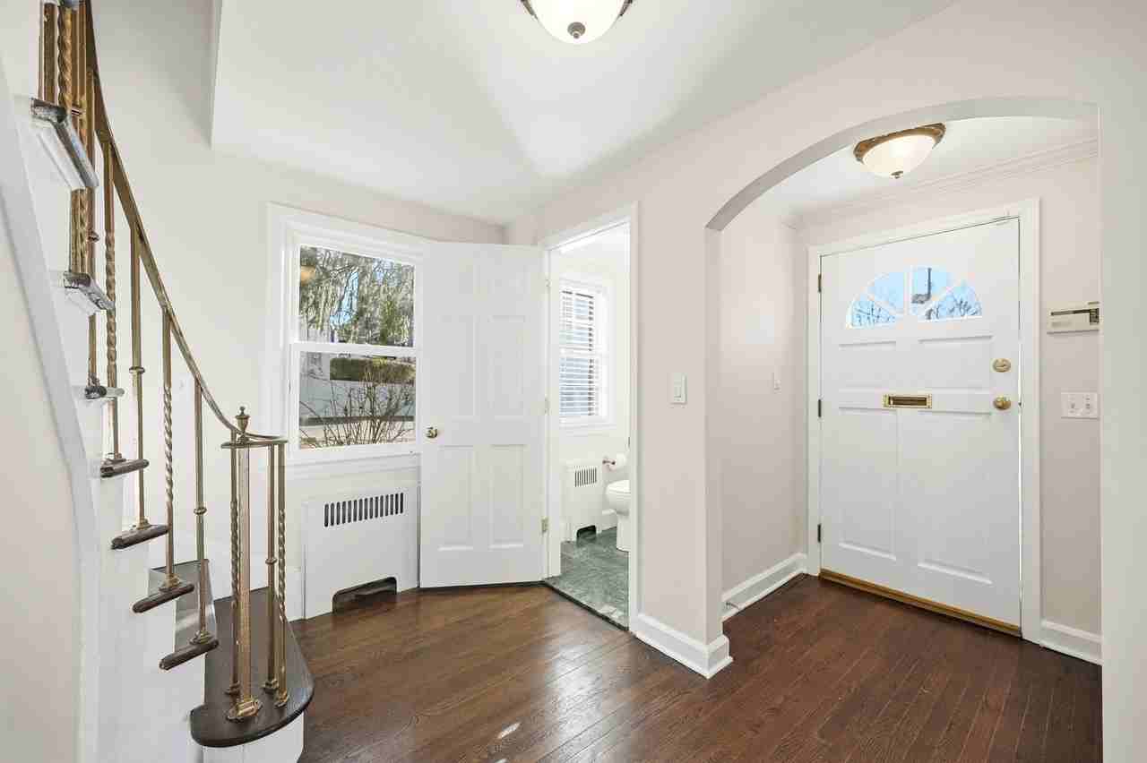 34 W Lawn Rd #NA - Photo 7 of 30