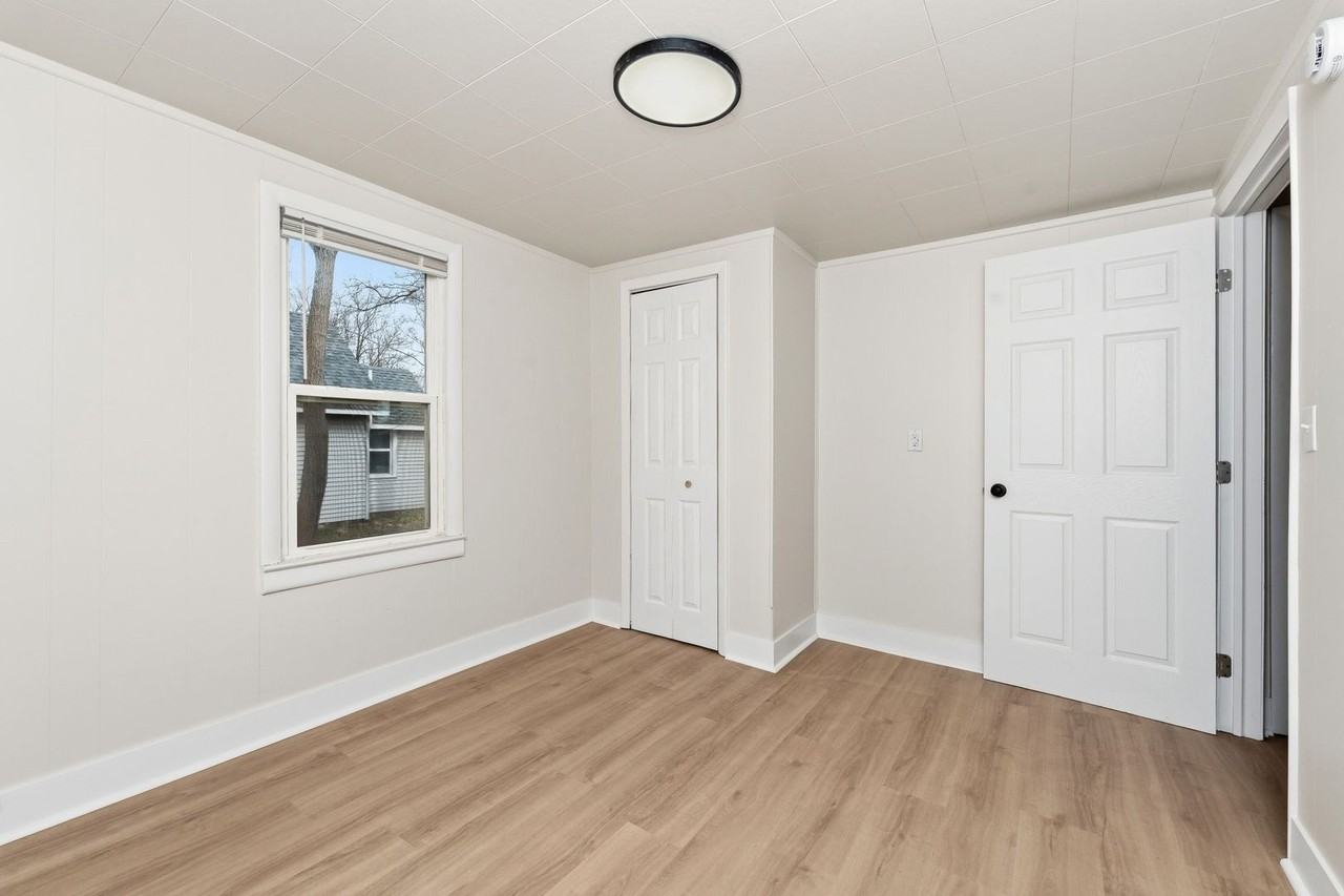 5923 Missouri Ave - Photo 7 of 15